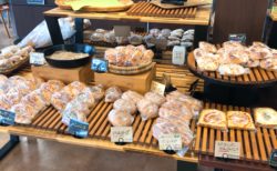 【100 Premium Bakery SUMOMO】　国道3号線沿いにある100円パン屋さん《熊本市中央区本荘》