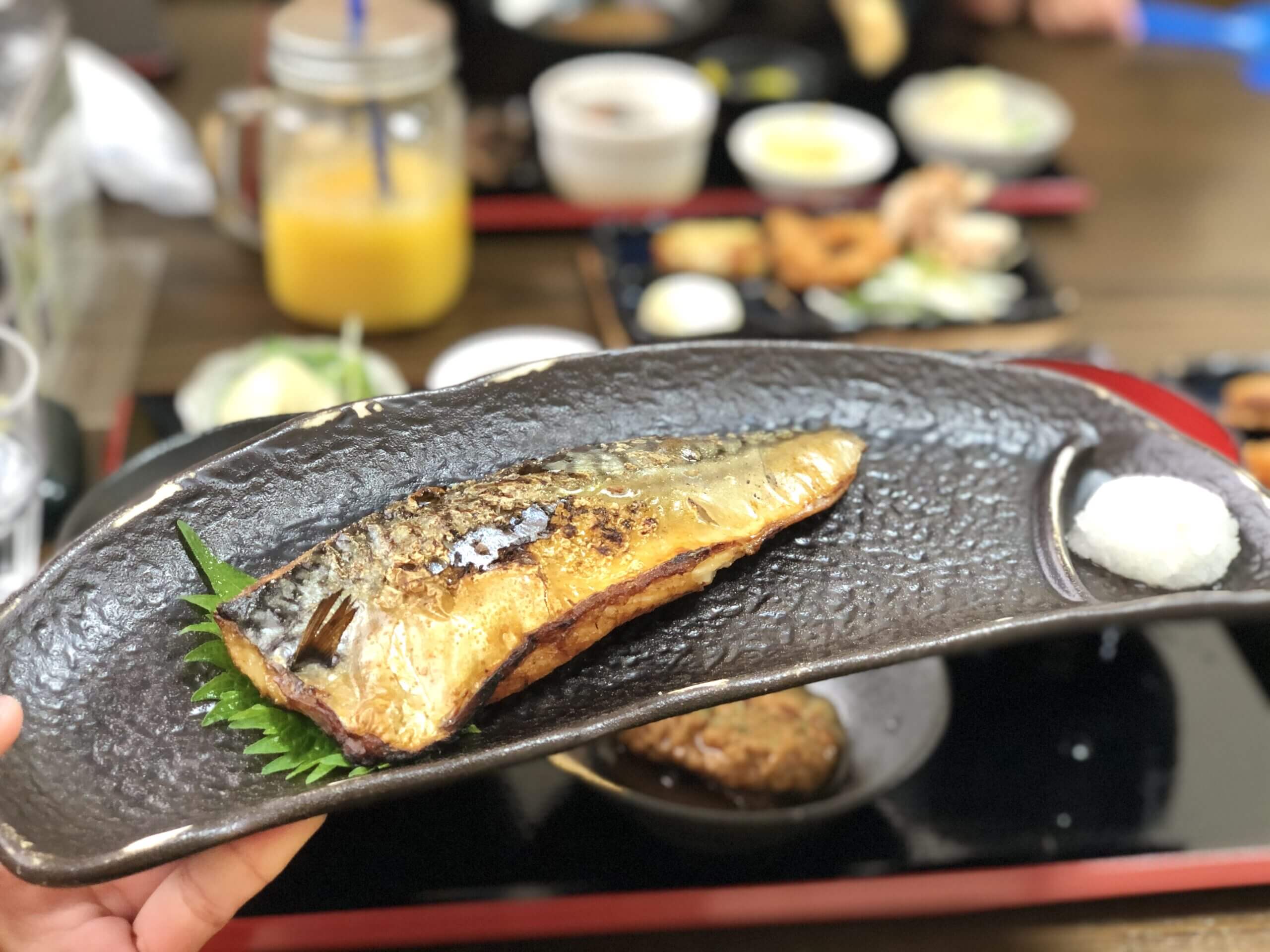 うま魚 子連れ大歓迎 コスパ最強の魚を使った定食がうますぎた 菊池郡菊陽町久保田 さるクマ さるこう 熊本