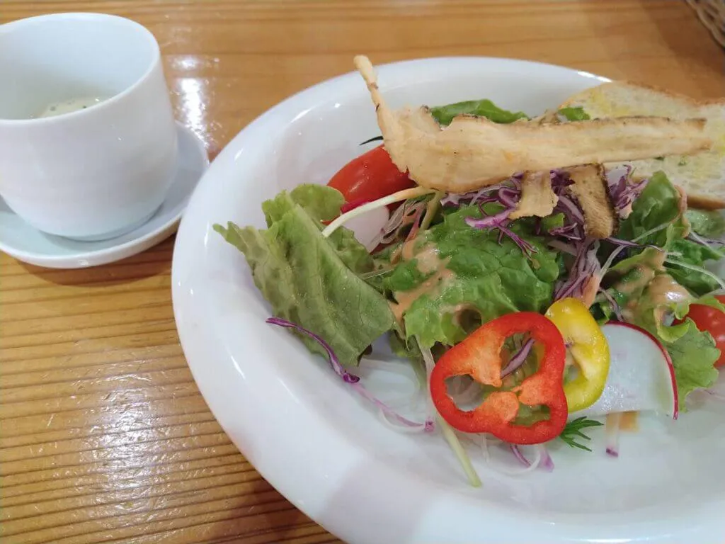Salad and soup