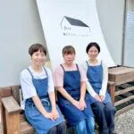 Mizojiri-san (left in photo)